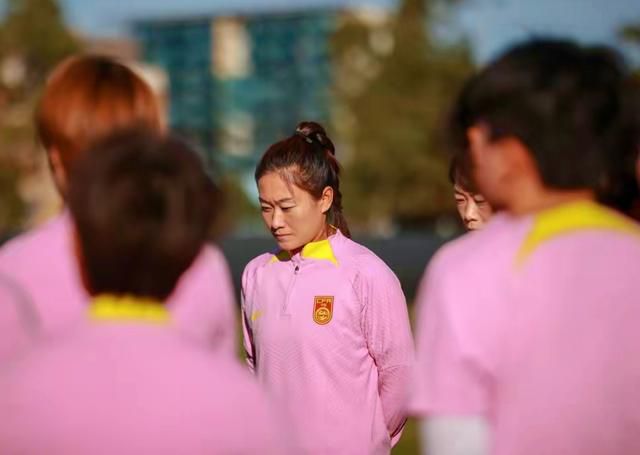 美女被帅哥操